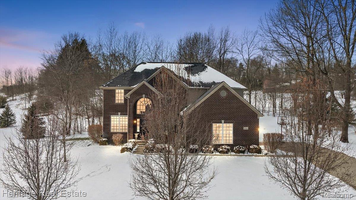 3816 High View Drive