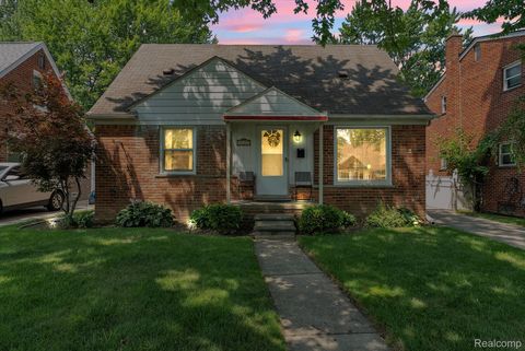 9619 Mercedes Redford Charter Township MI 48239