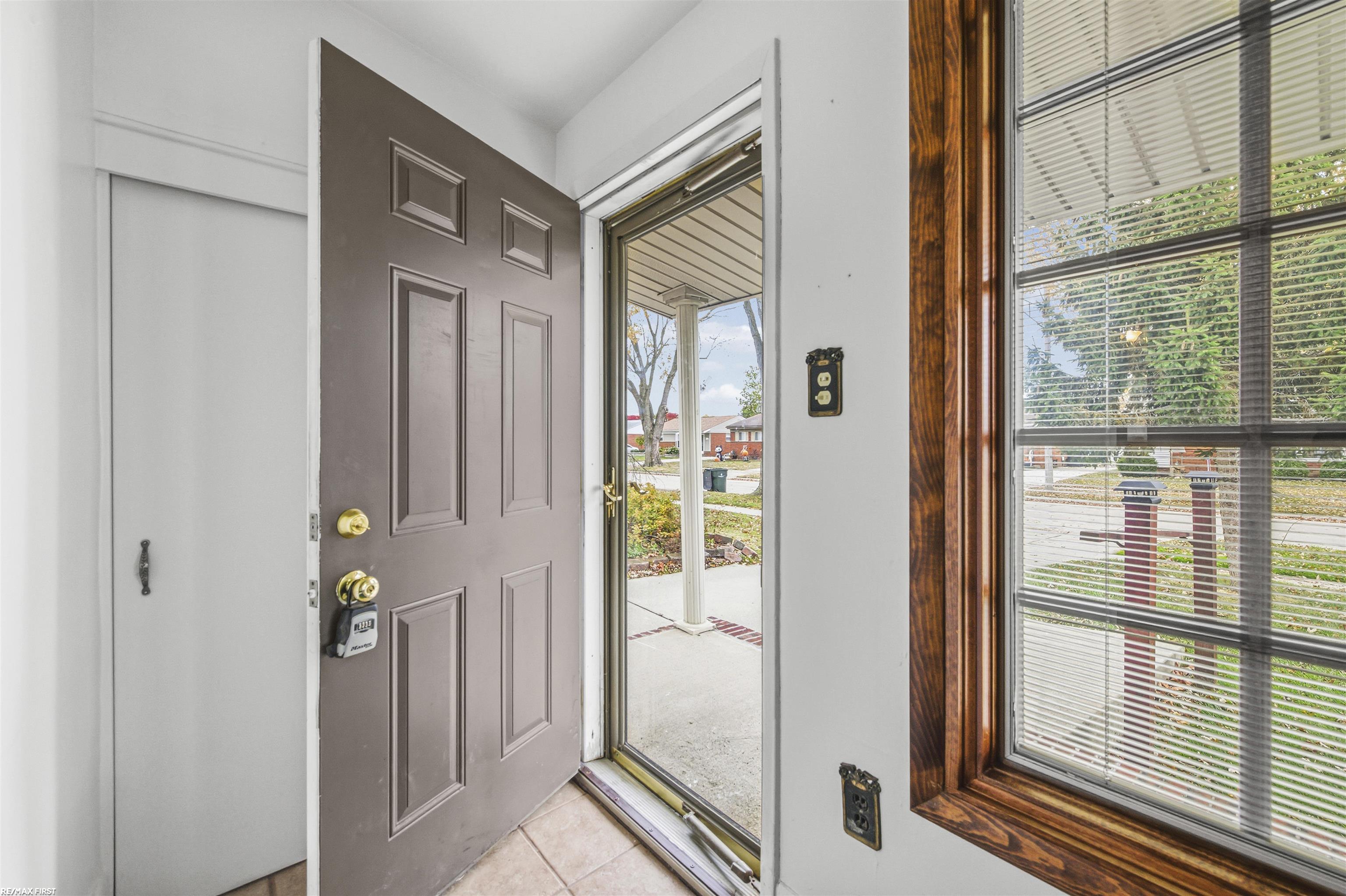 21301 Briarcliff Street