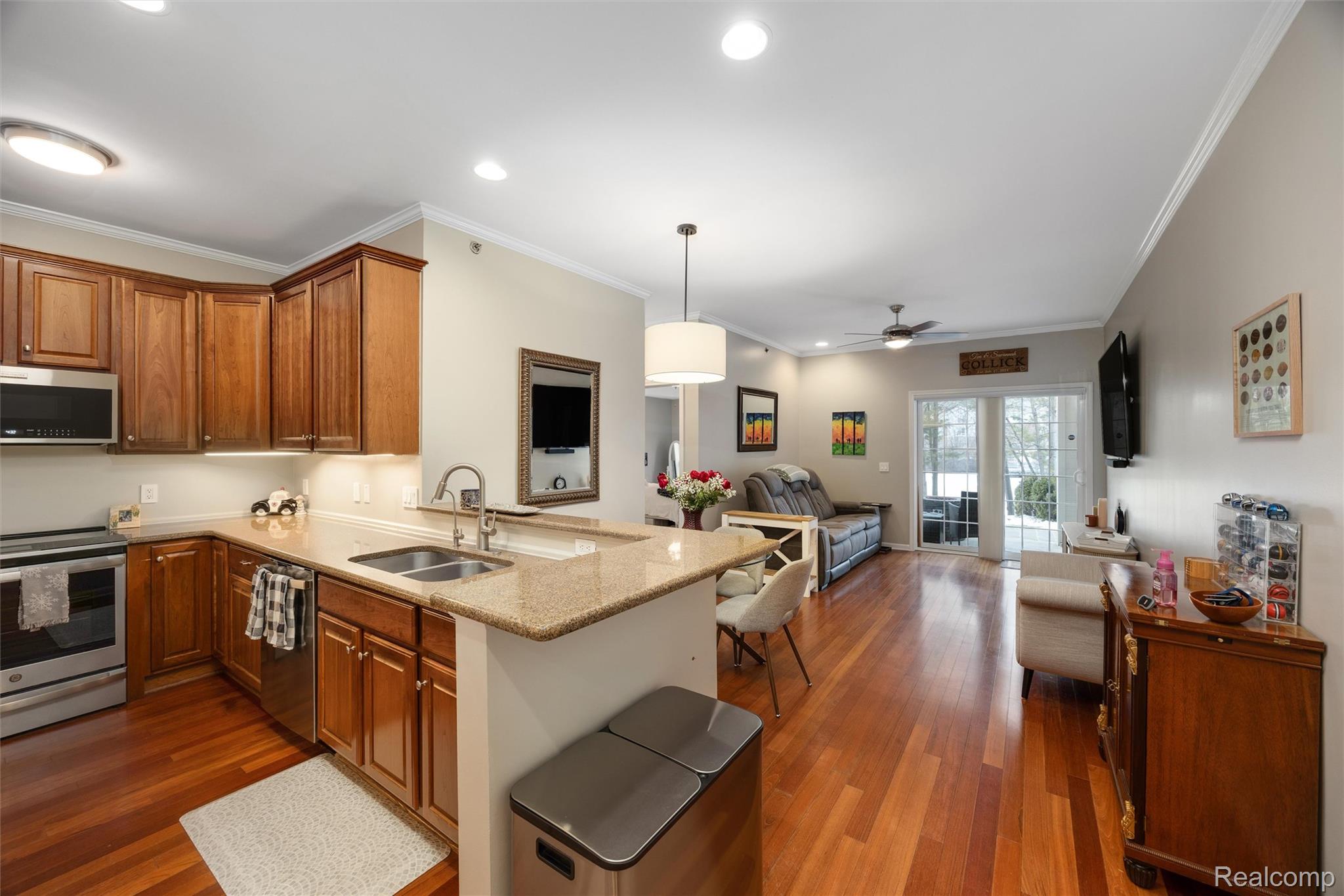 6600 Trillium Village Lane 7