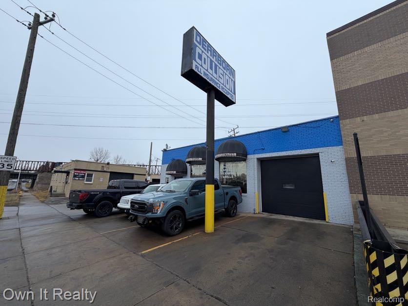 5410 Oakman Boulevard