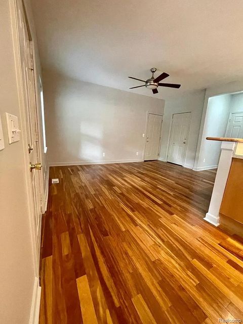 117 N Center Street Royal Oak City MI 48067