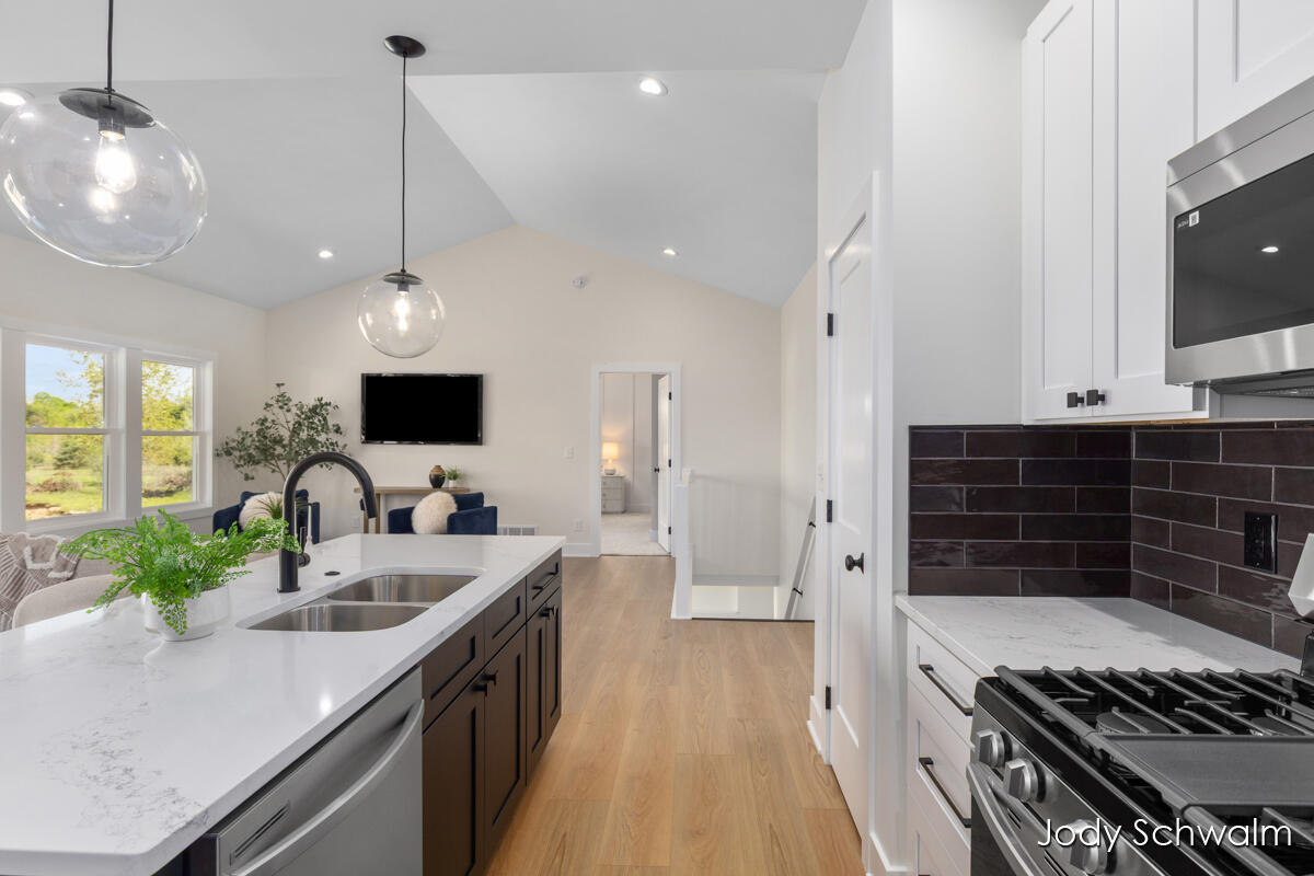 748 Noble Drive