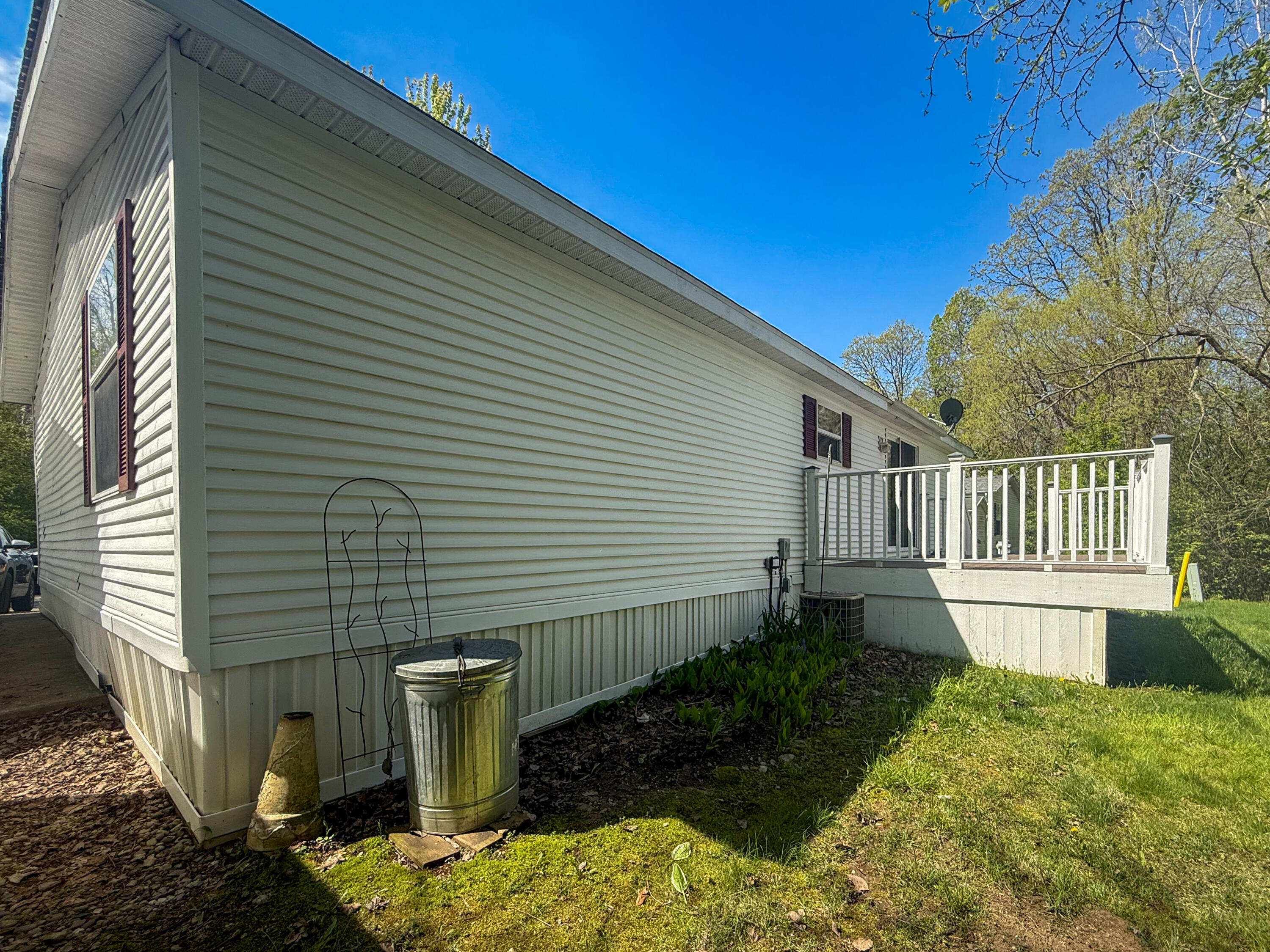 4326 Laurel