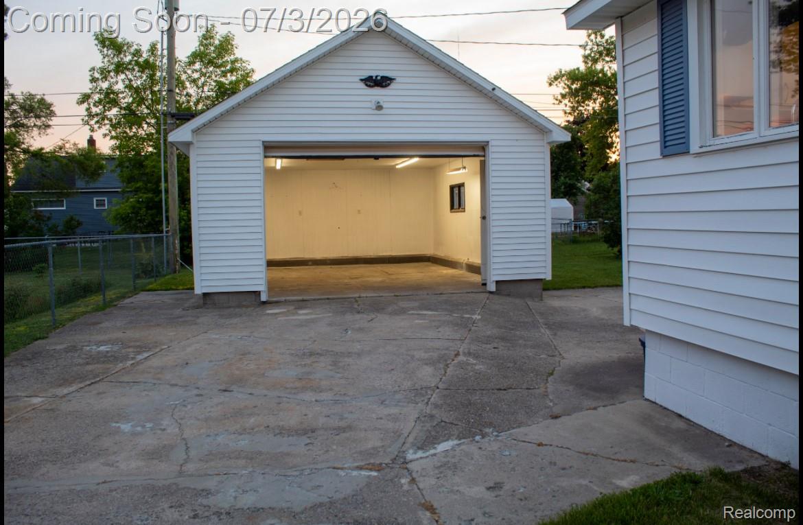 282 N June Street