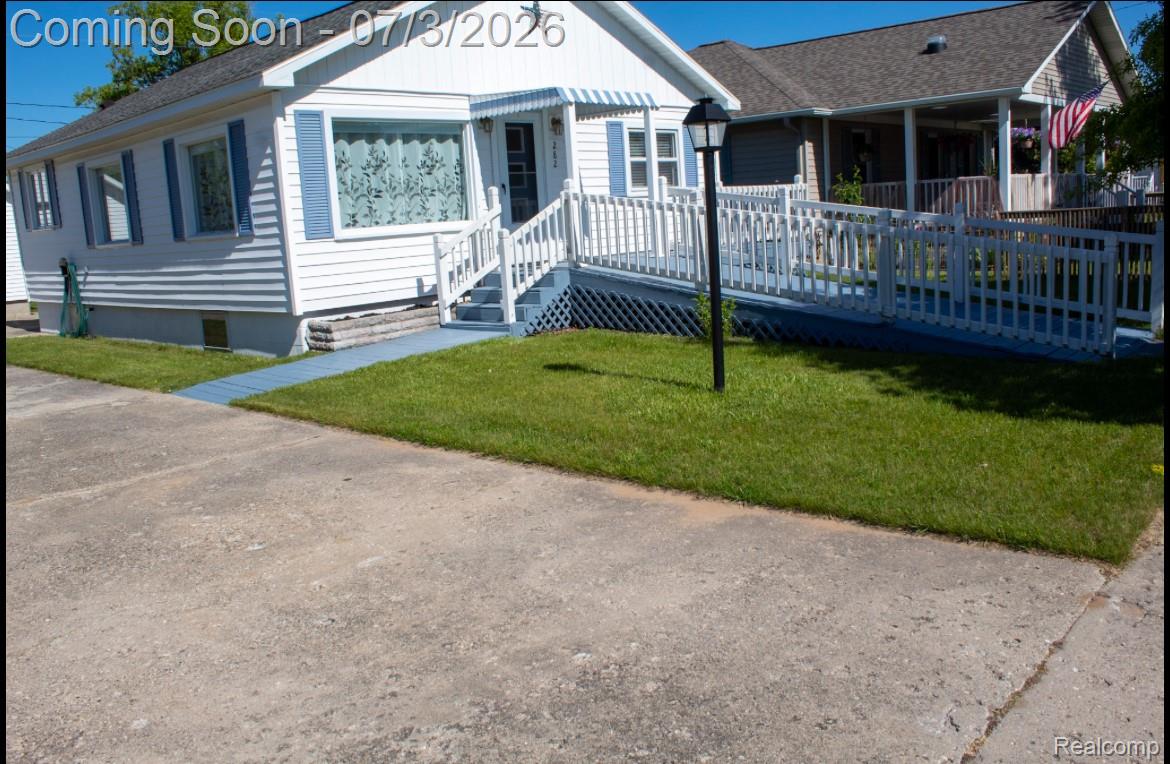 282 N June Street