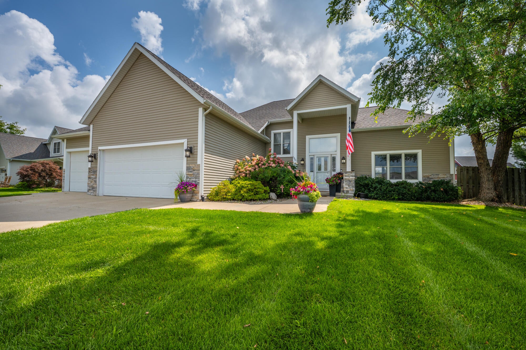 5901 Wabash Lane