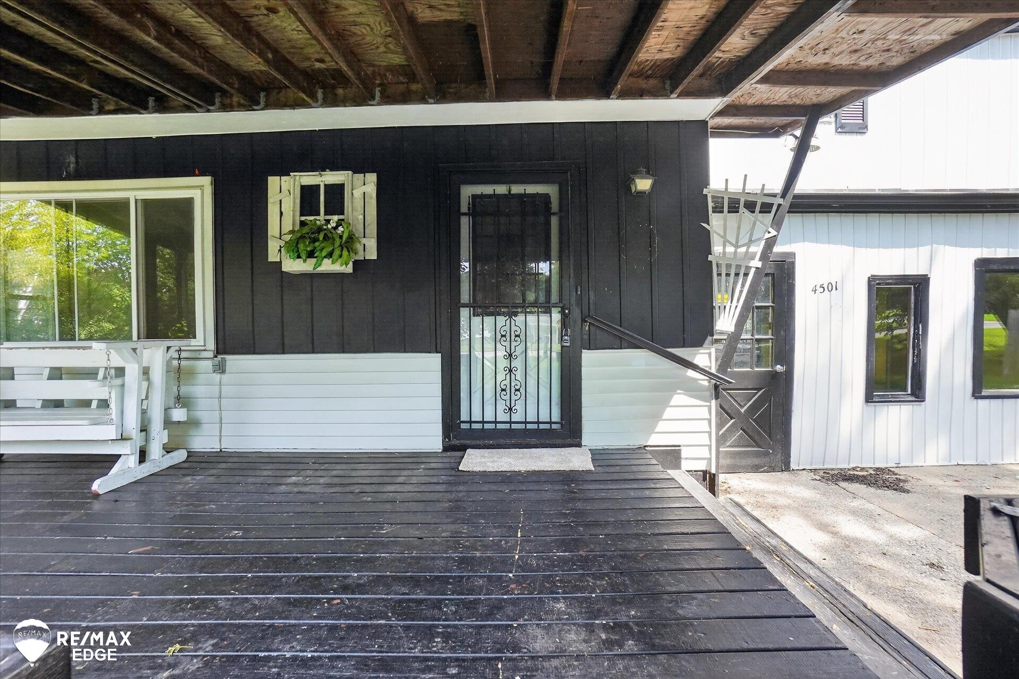 4501 Esta Drive