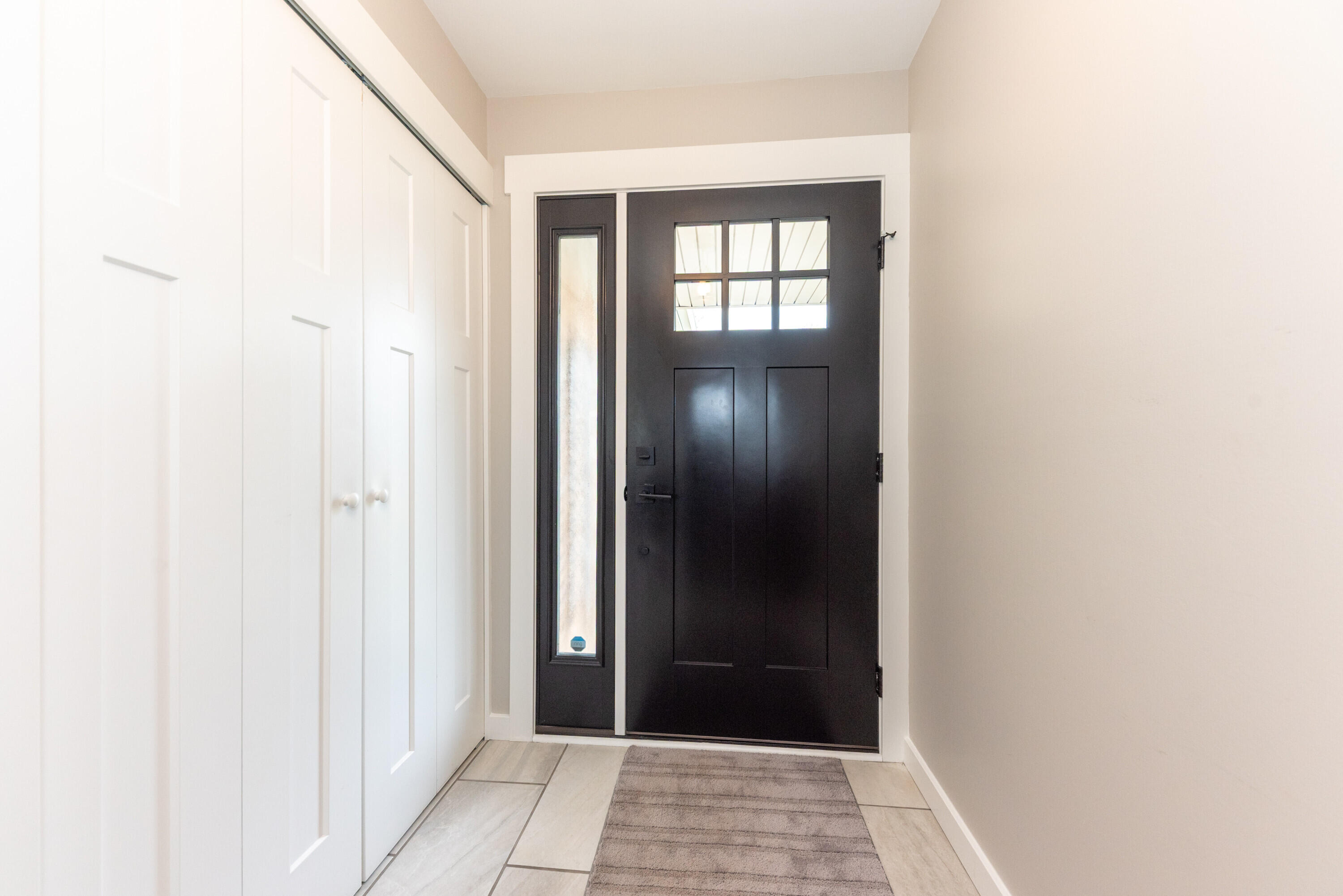 42519 Addison Avenue