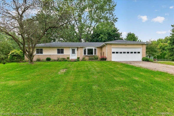 21210 SHERWOOD RD, BELLEVILLE, MI 48111 - Image fcfc6b2603d3cee29c11f48181a6118a/463565722