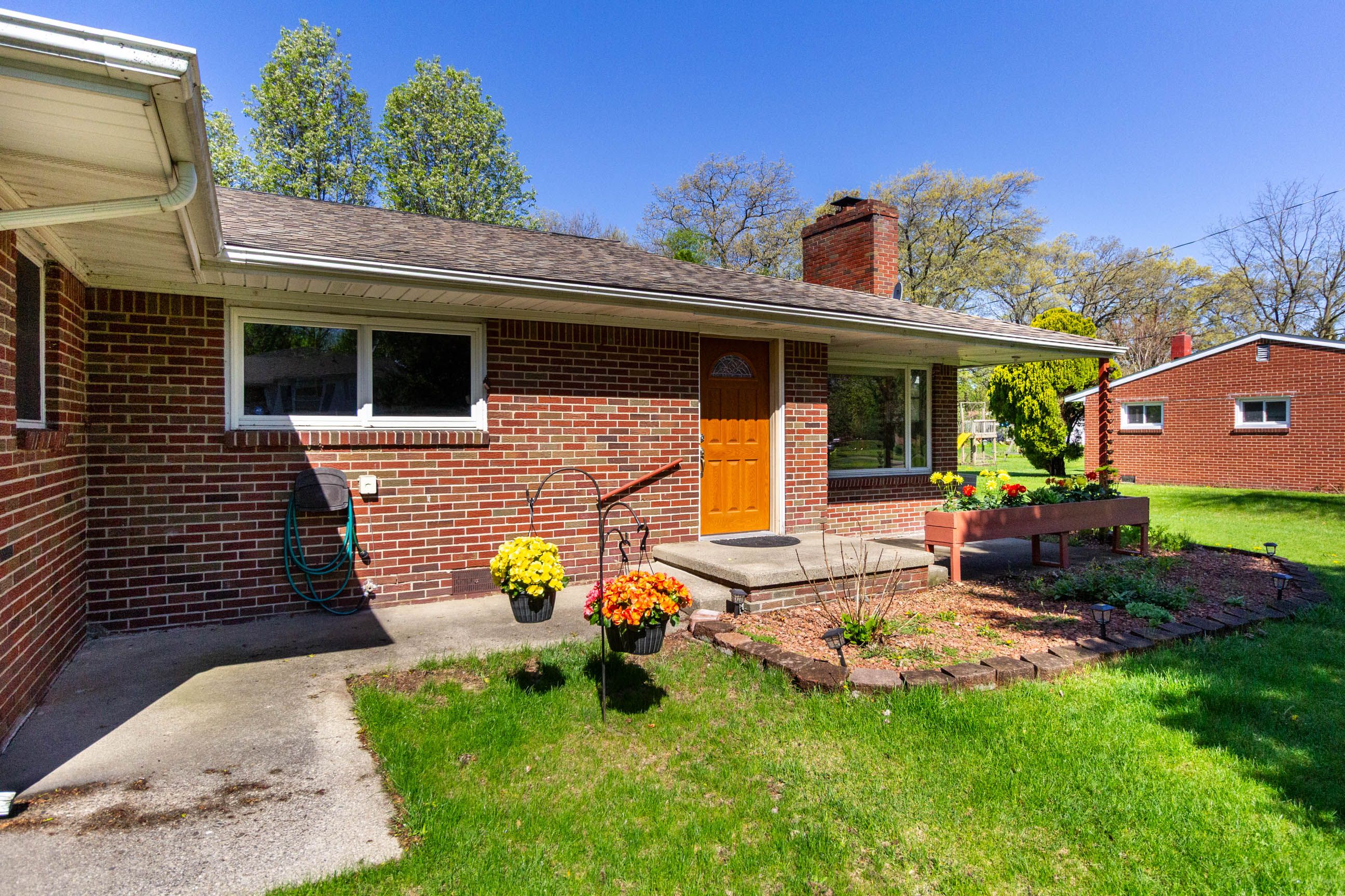 1119 LAMBERT Drive