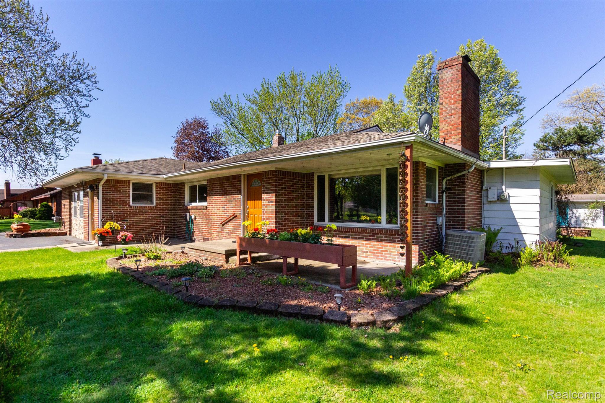 1119 LAMBERT Drive
