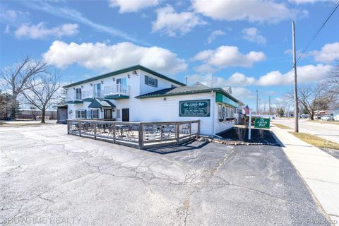 321 Chartier Marine City City MI 48039