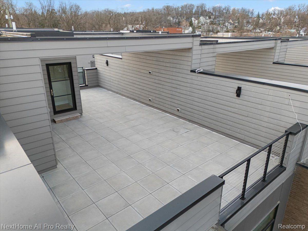104 N CENTER Cove 11