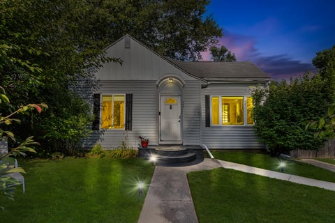 Photo of 948 N Prospect Road, Ypsilanti Charter Township, MI 48198 (MLS # 81026045616)