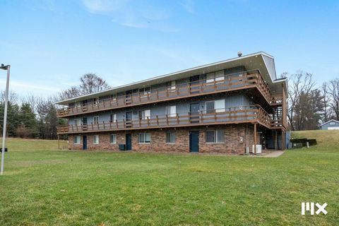 1525 Bacon Avenue Portage City MI 49002