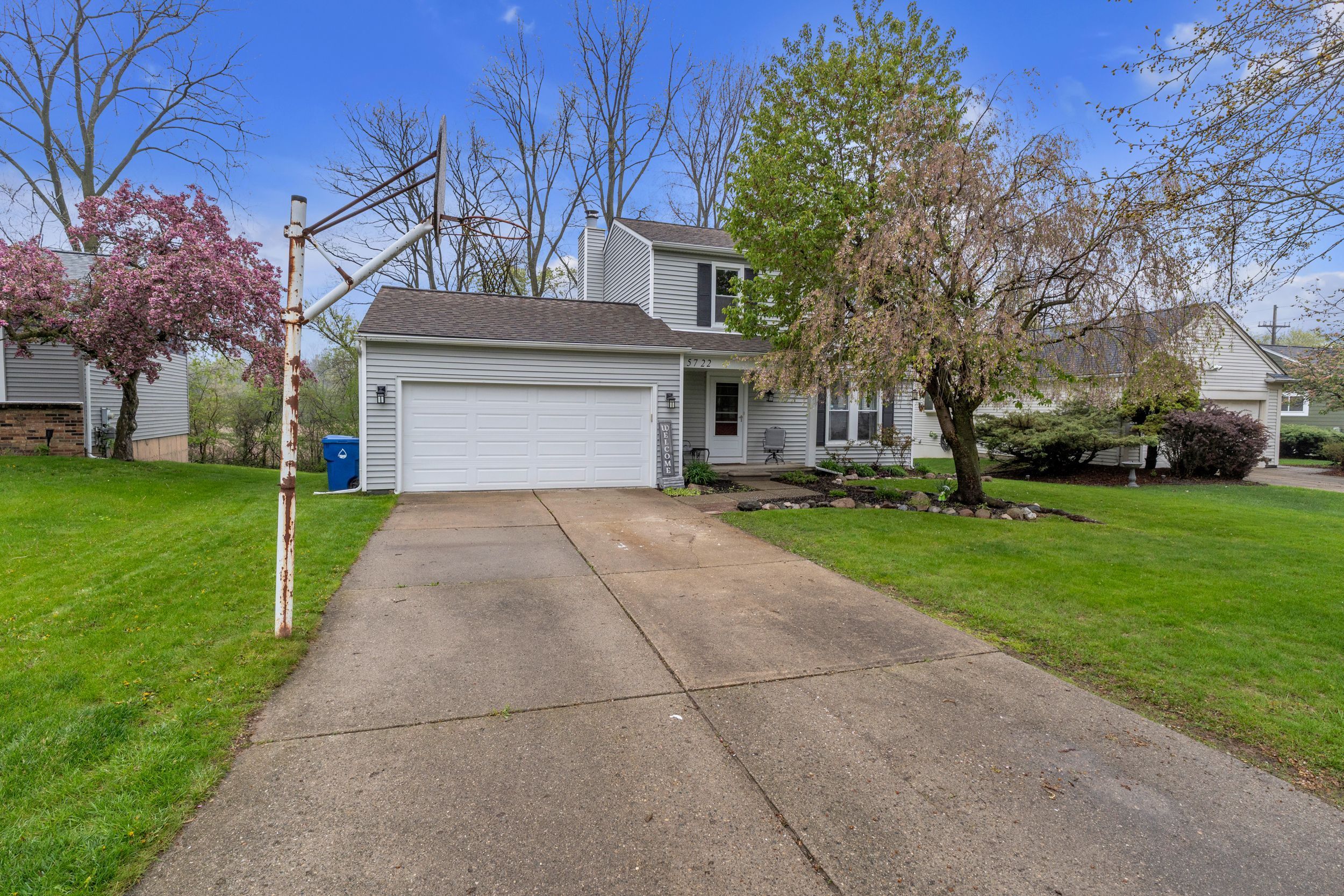 5722 King James Ln.