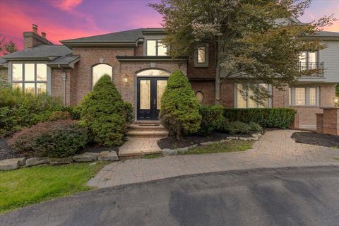 18401 Fox Hollow Court Northville City MI 48168