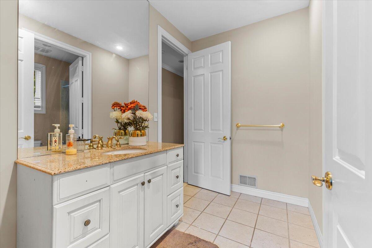 18401 Fox Hollow Court