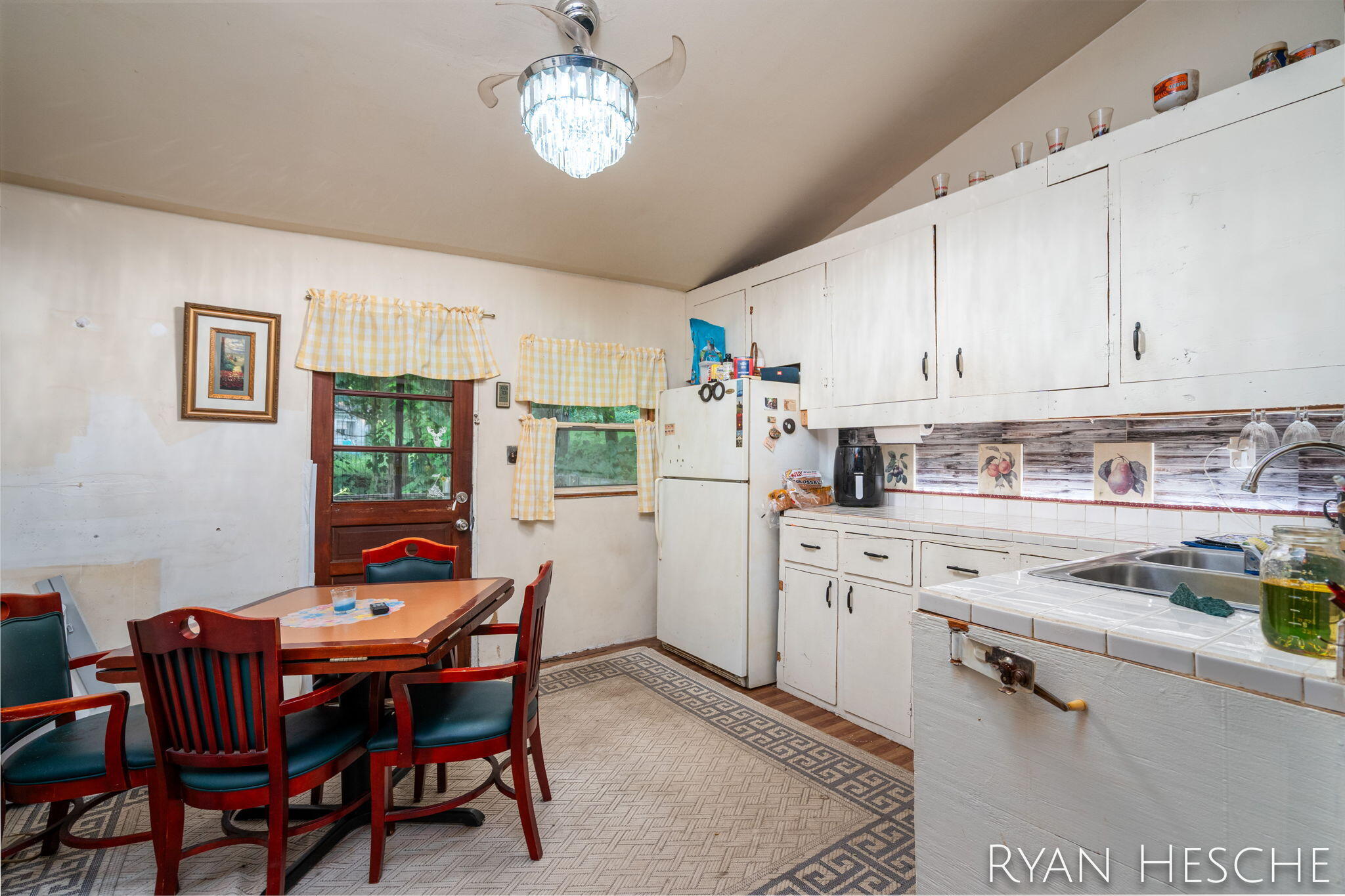5210 Bluewater Highway