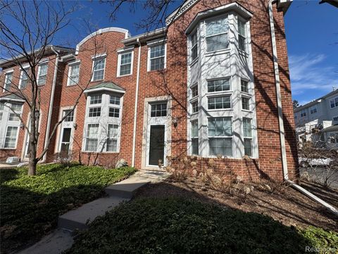 115 N Georgetown Square 10 Royal Oak City MI 48067