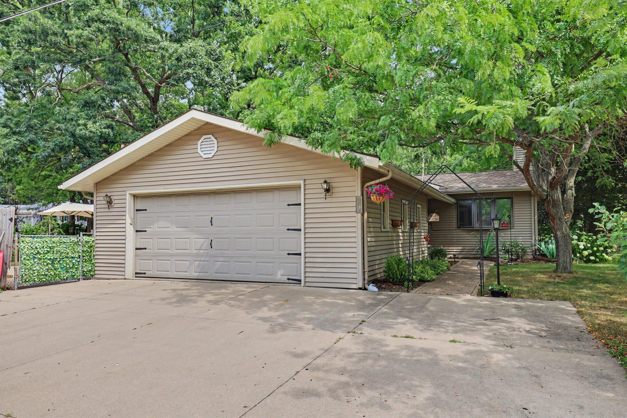 507 Floral Drive