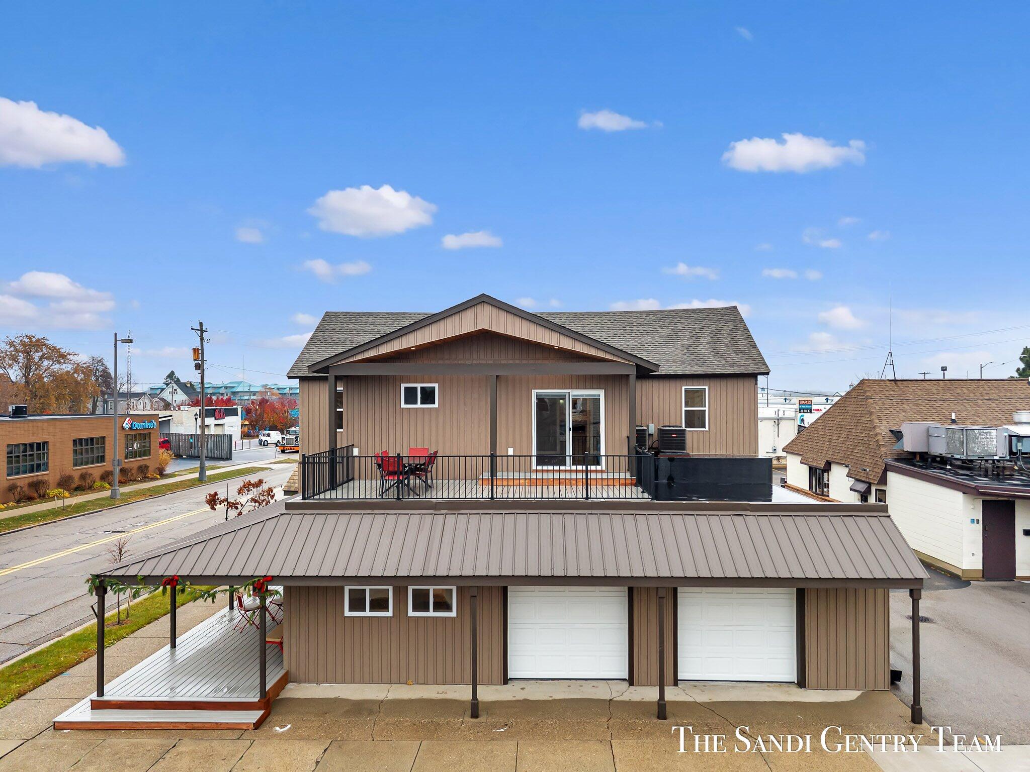 300 N 7th Street Unit 2 - Upper