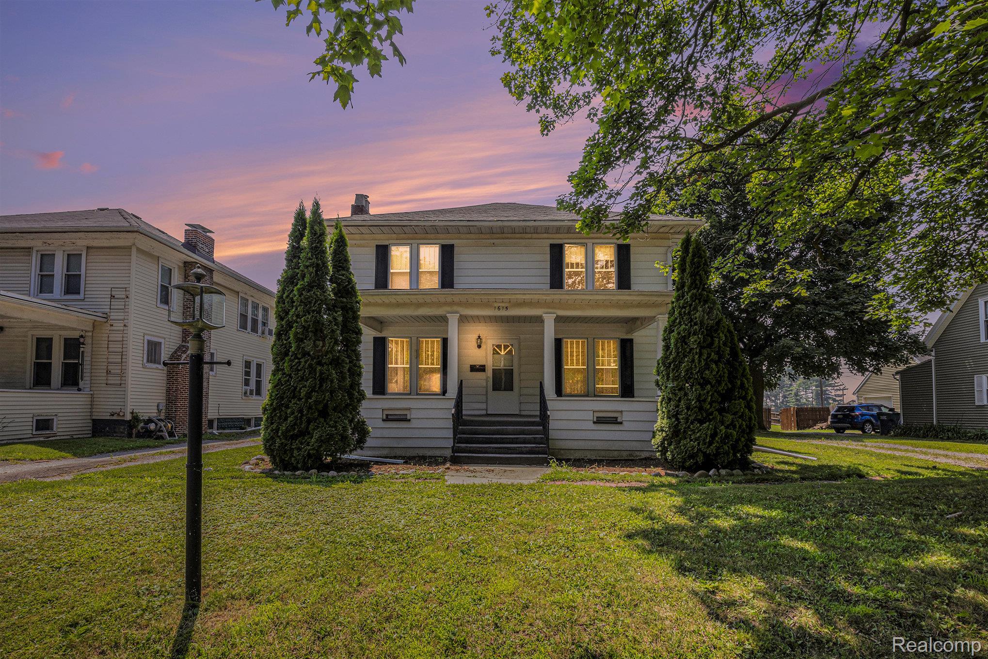 1615 W Genesee Street