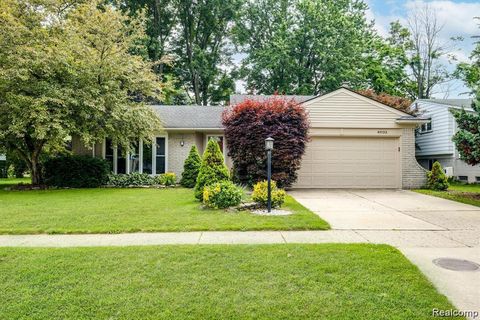 41133 Ivywood Lane Plymouth Charter Township MI 48170