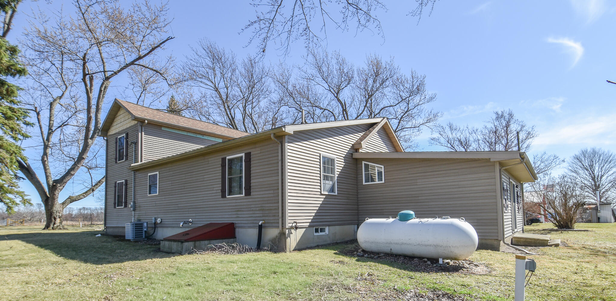 250 S Centennial Road