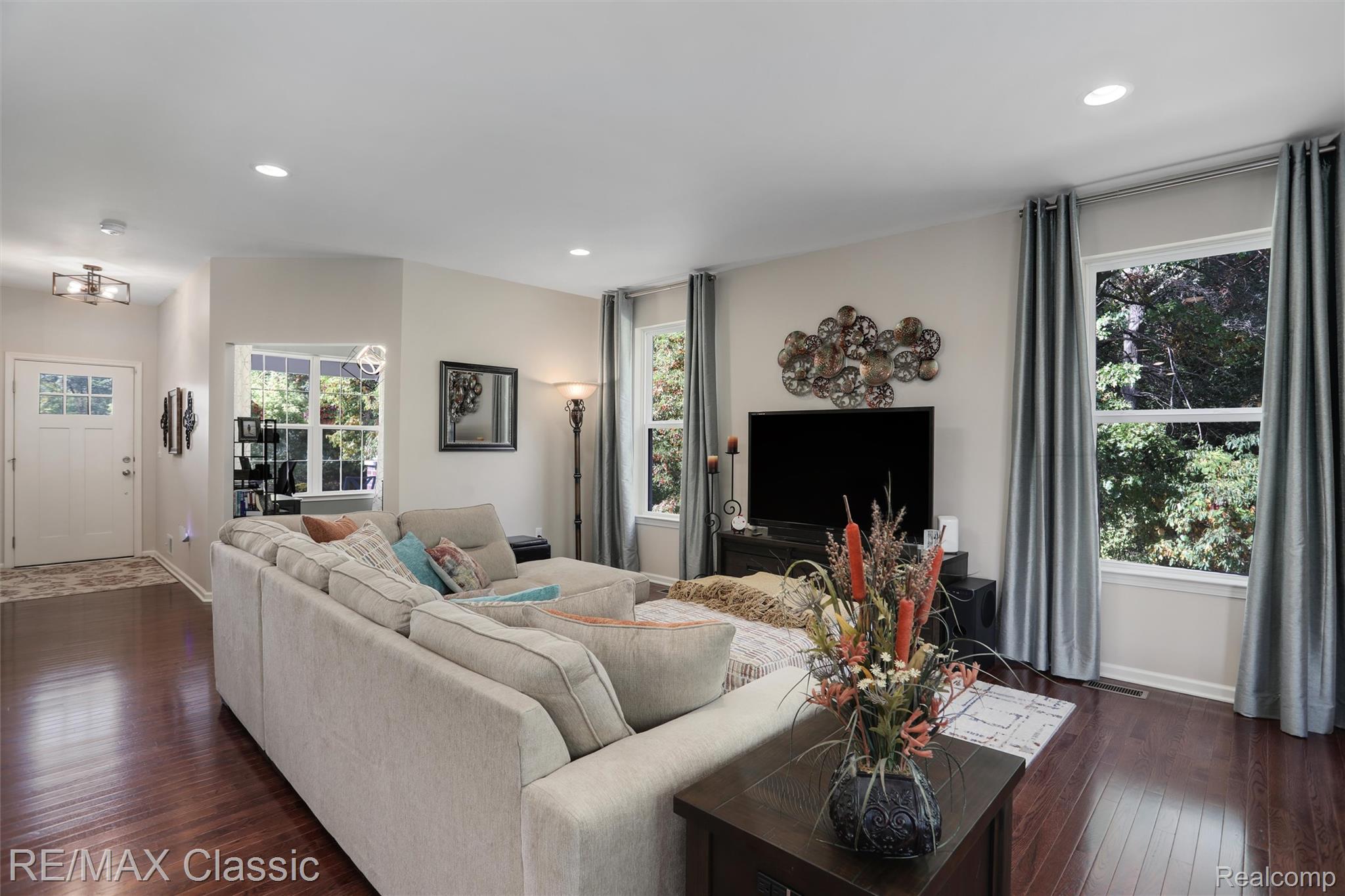10238 Shenandoah Ridge Drive