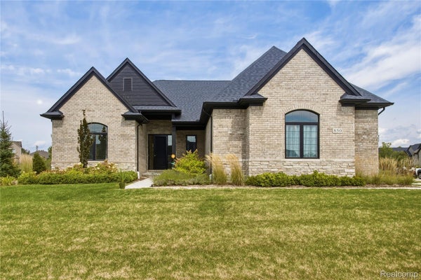 850 MARLAYNA DR, OXFORD, MI 48371 - Image fd45ba75e7a1217290ec2dcf810a1eea/3403229762