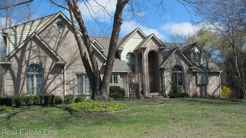 30634 Munger Drive Livonia City MI 48154