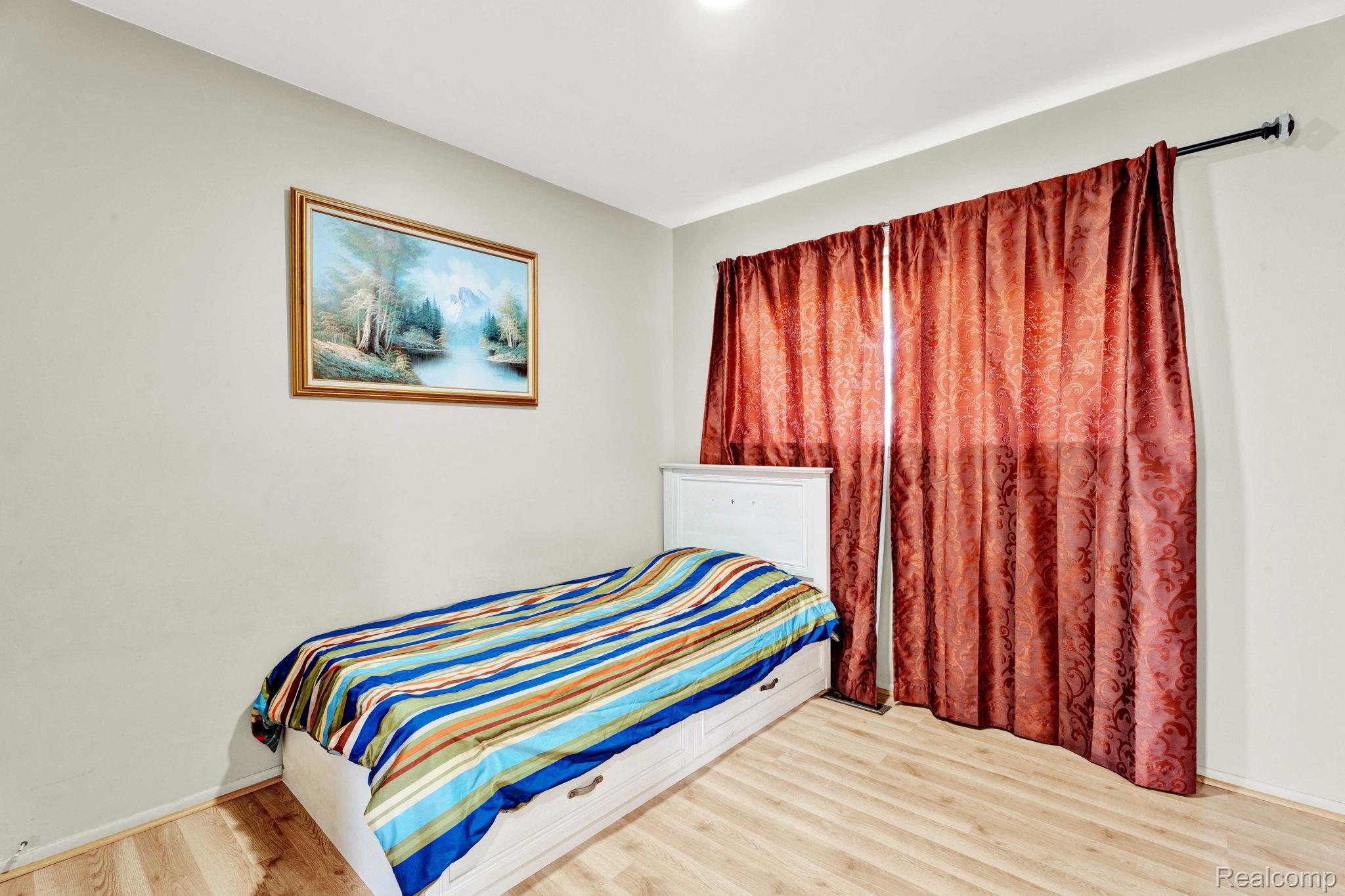 Warren City, Michigan 48092, United States, 3 Bedrooms Bedrooms, ,2 BathroomsBathrooms,Residential,Pending,183028