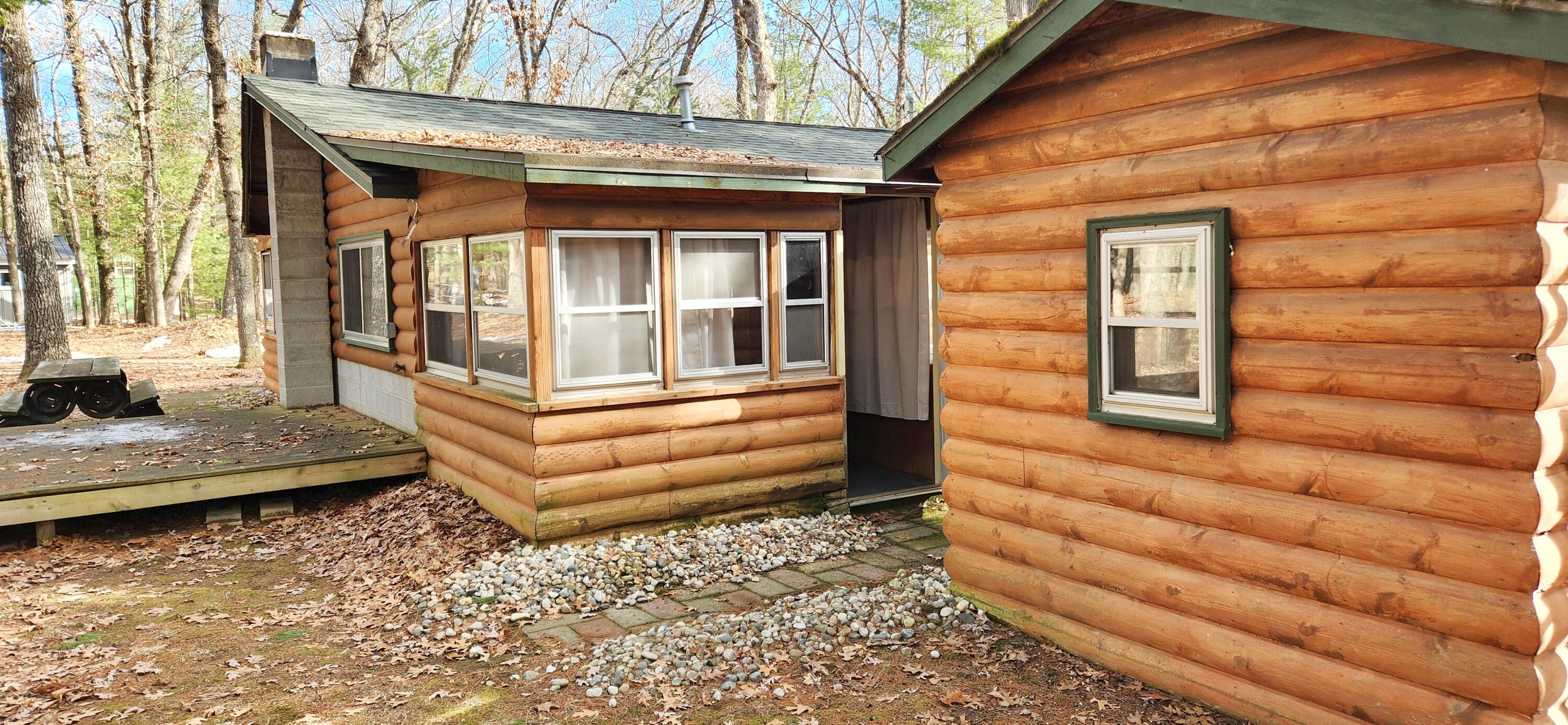 8223 W Cypress Avenue