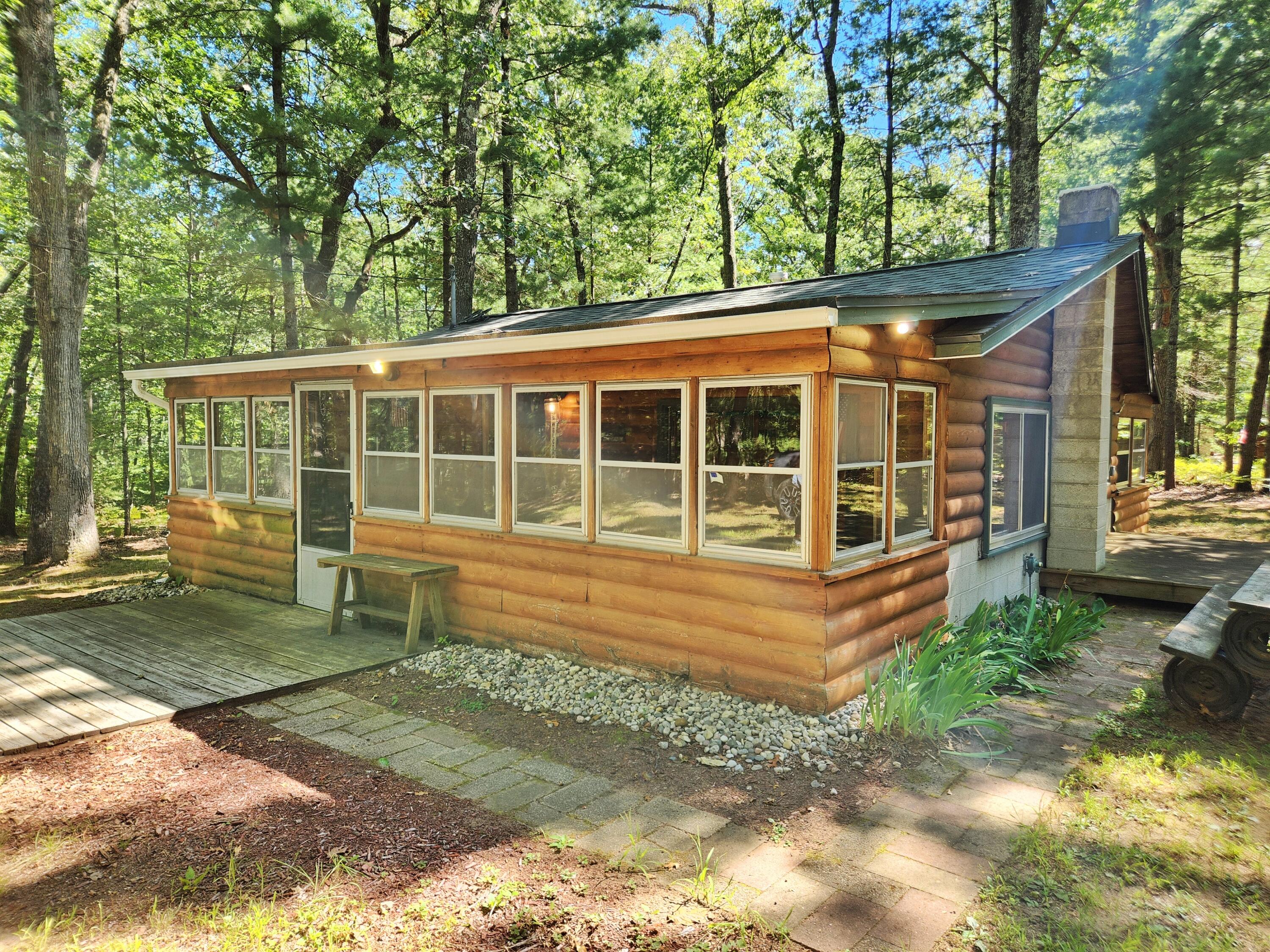 8223 W Cypress Avenue