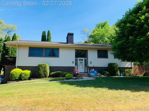 310 Bennett Street Milford Village MI 48381