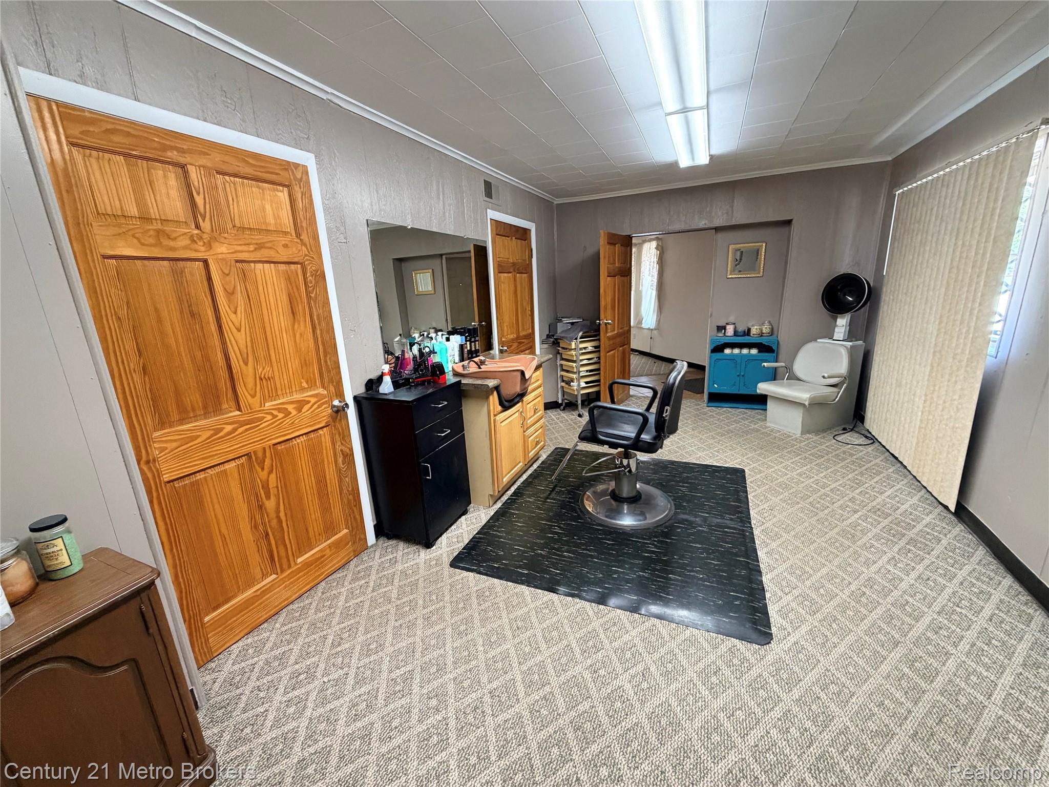 4126 W Fenton Road