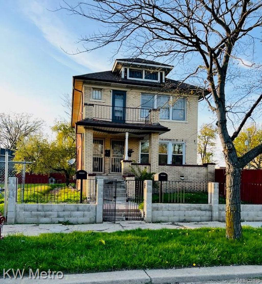 Photo of 1174 Collingwood Street, Detroit City, MI 48202 (MLS # 20261041916)