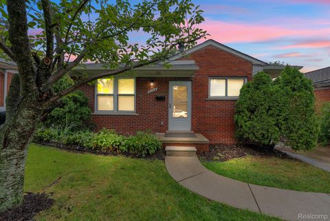 6159 N Highland Street Dearborn Heights City MI 48127