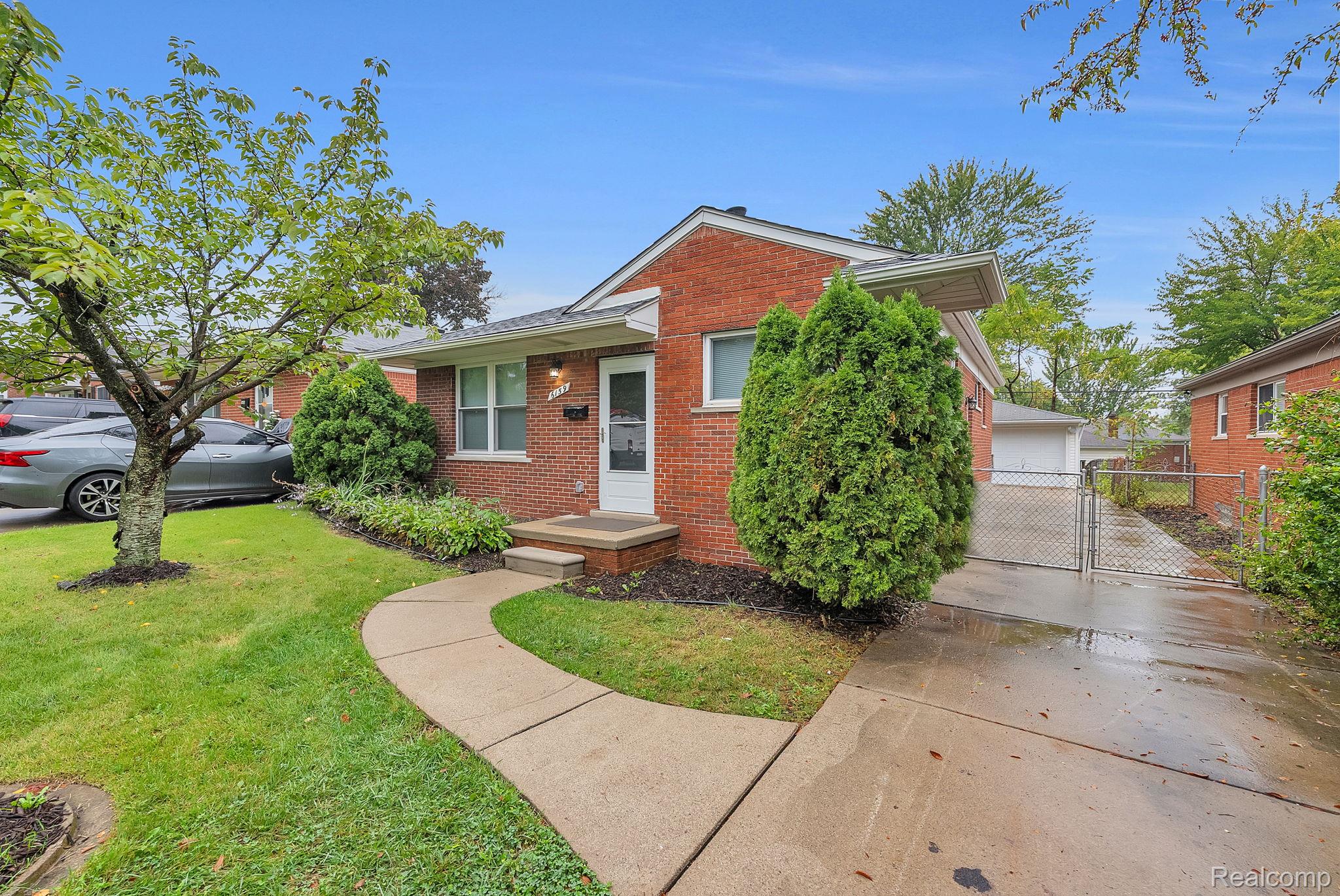 6159 N Highland Street