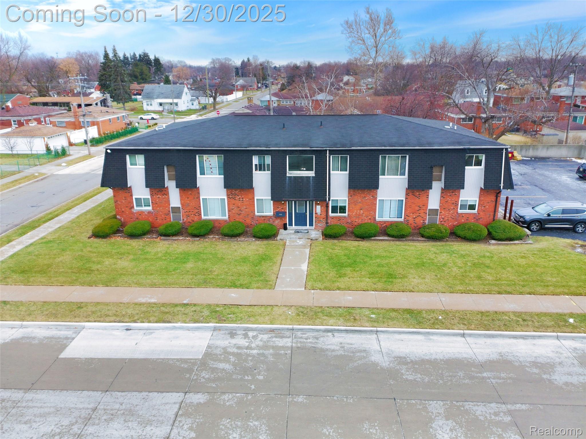 17415 Hamilton Avenue