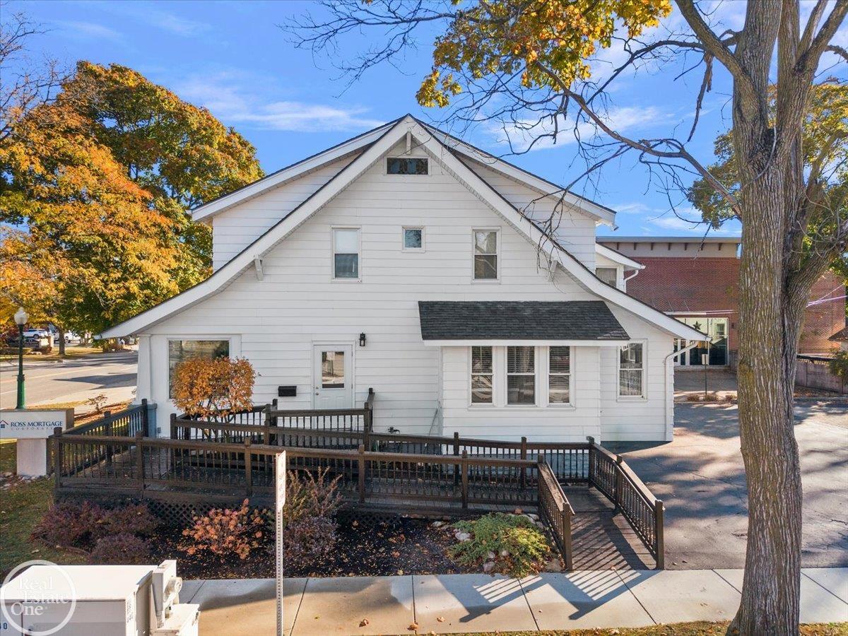 321 W University Drive