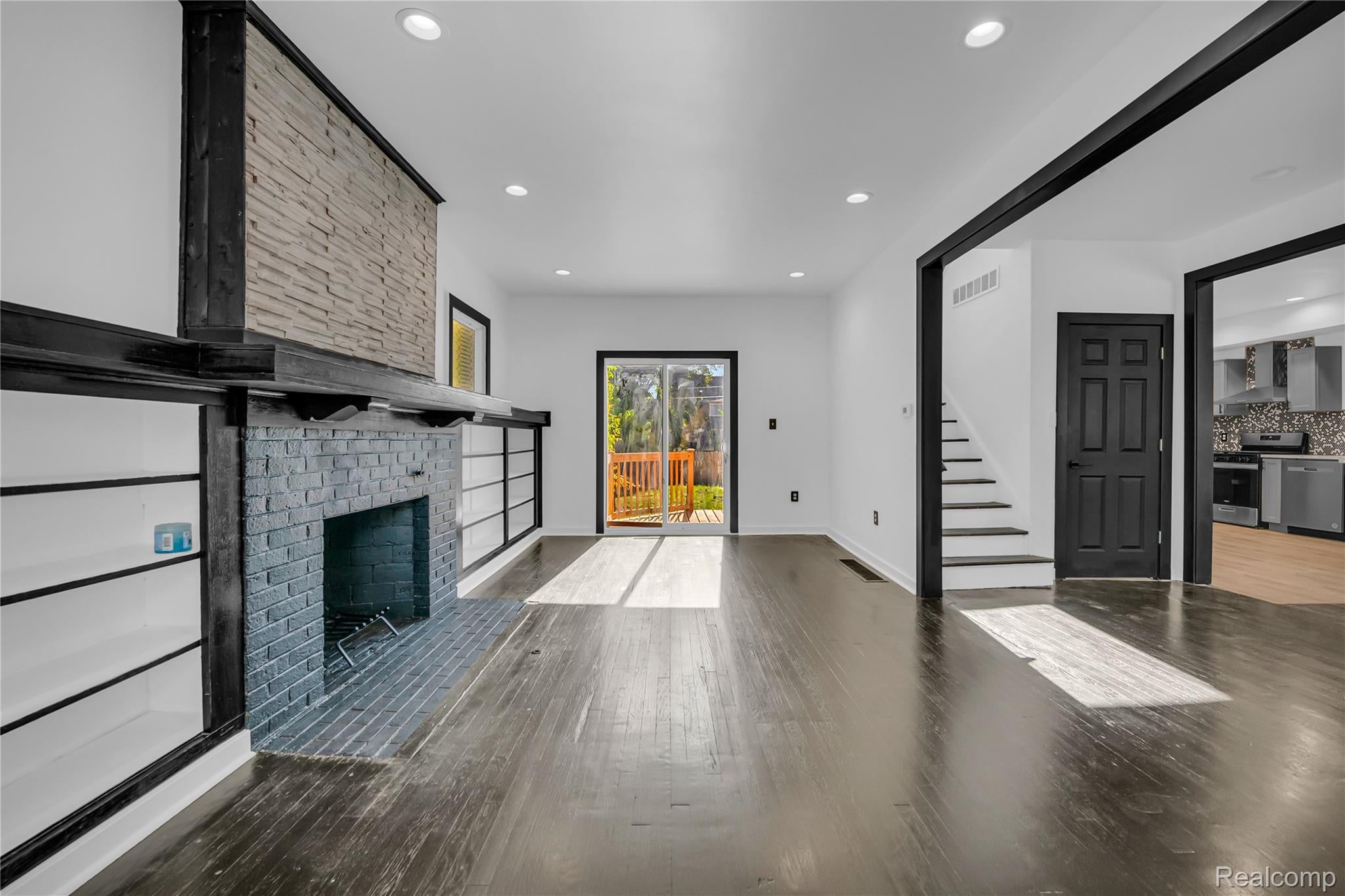 154 McLean McLean Street