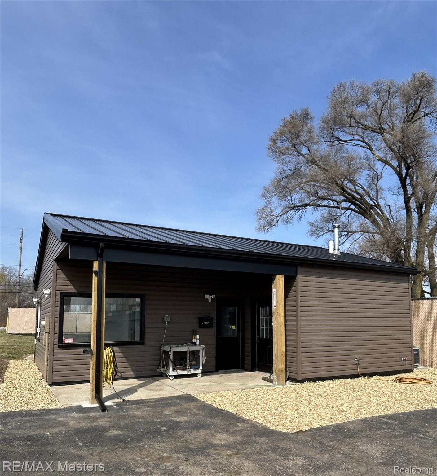 16313 Telegraph Rd.