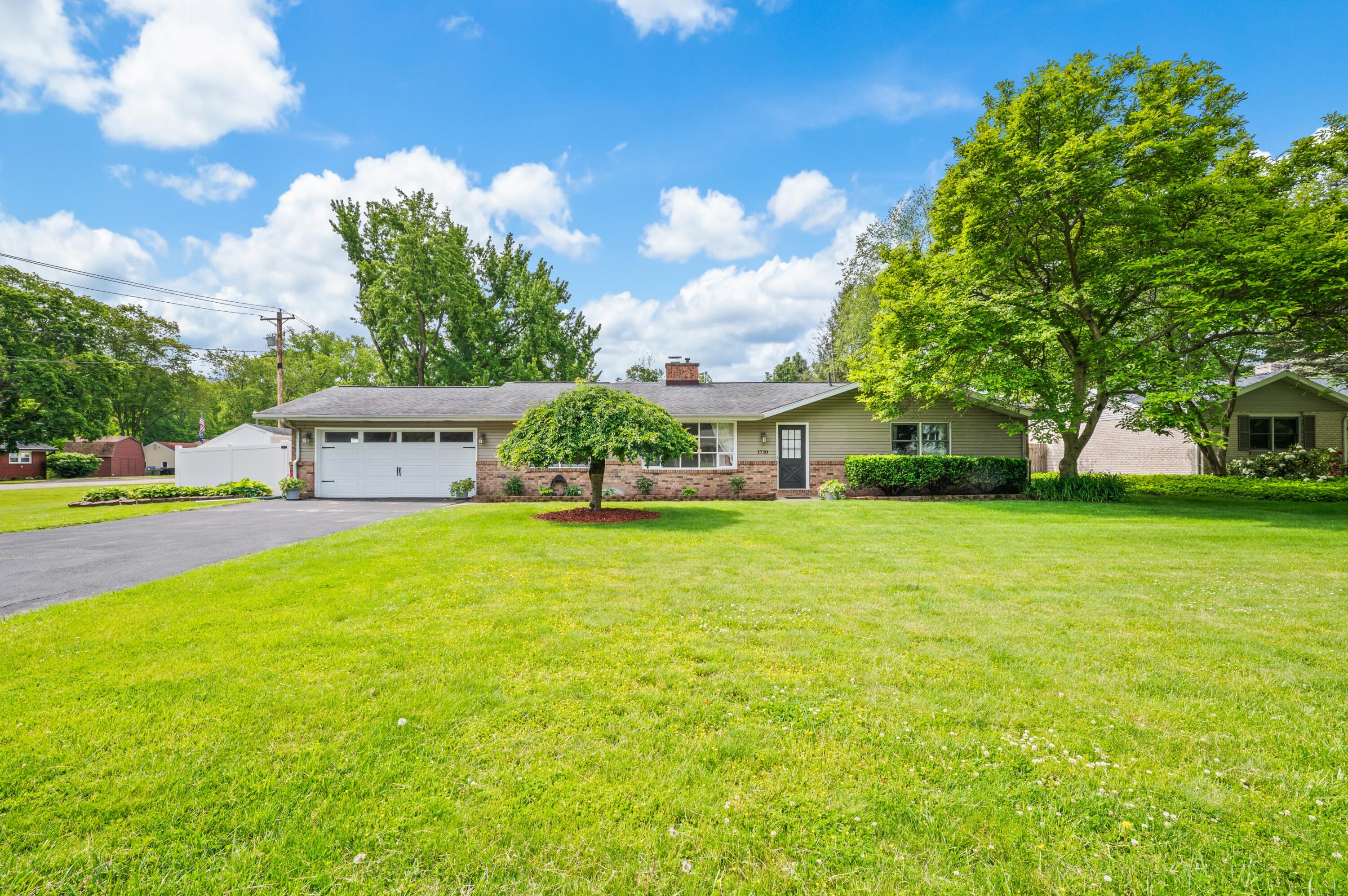 1710 Redwood Drive
