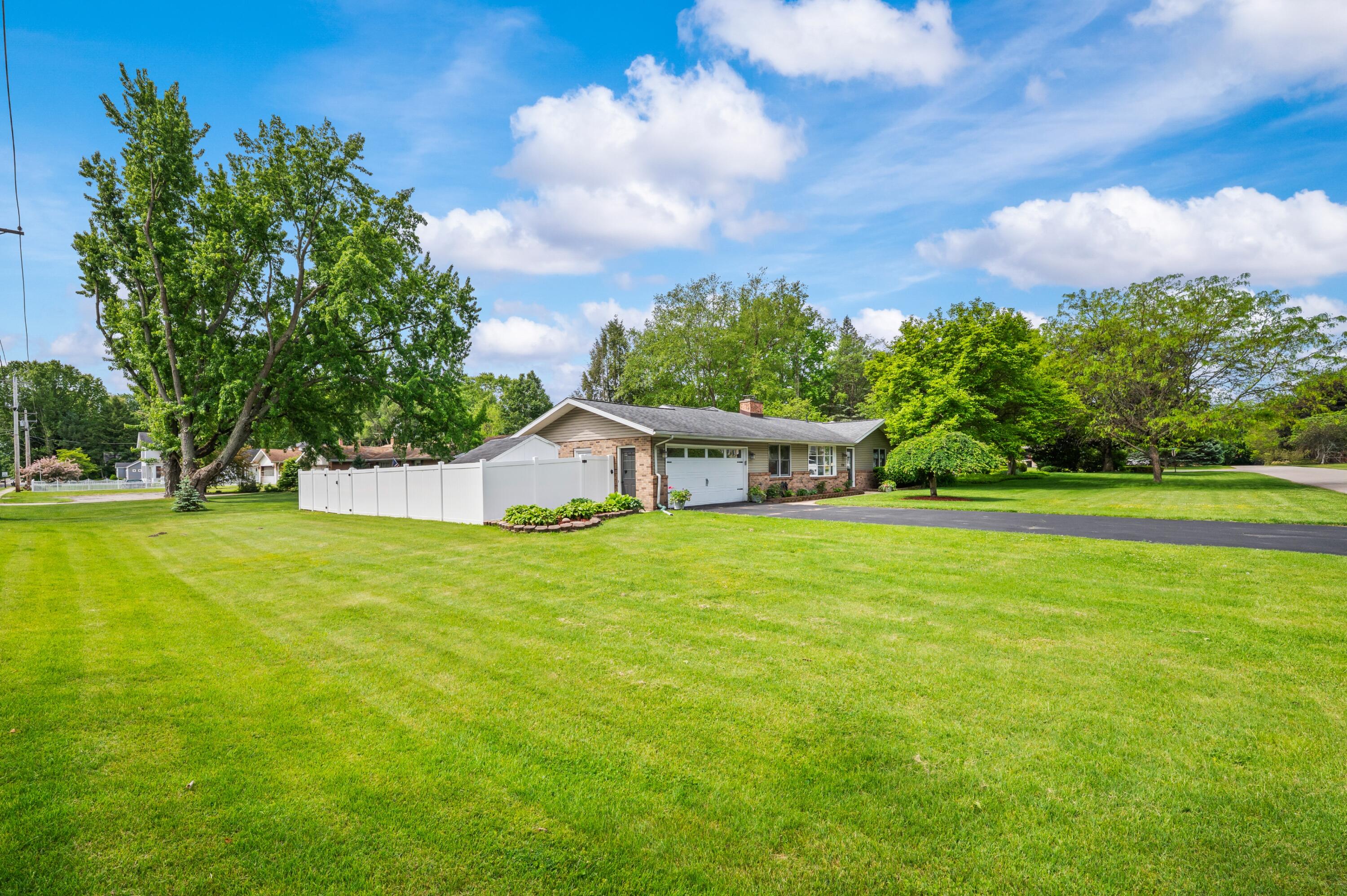 1710 Redwood Drive