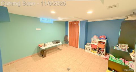 Tiny photo for 5728 Nightingale Street, Dearborn Heights City, MI 48127 (MLS # 20251051199)