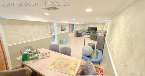 Tiny photo for 5728 Nightingale Street, Dearborn Heights City, MI 48127 (MLS # 20251051199)