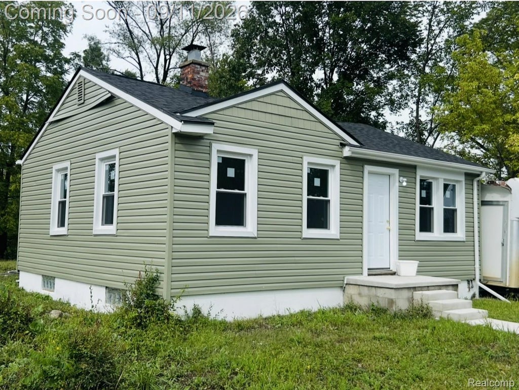 Photo of 16330 Tireman Street, Detroit City, MI 48228 (MLS # 20261071615)